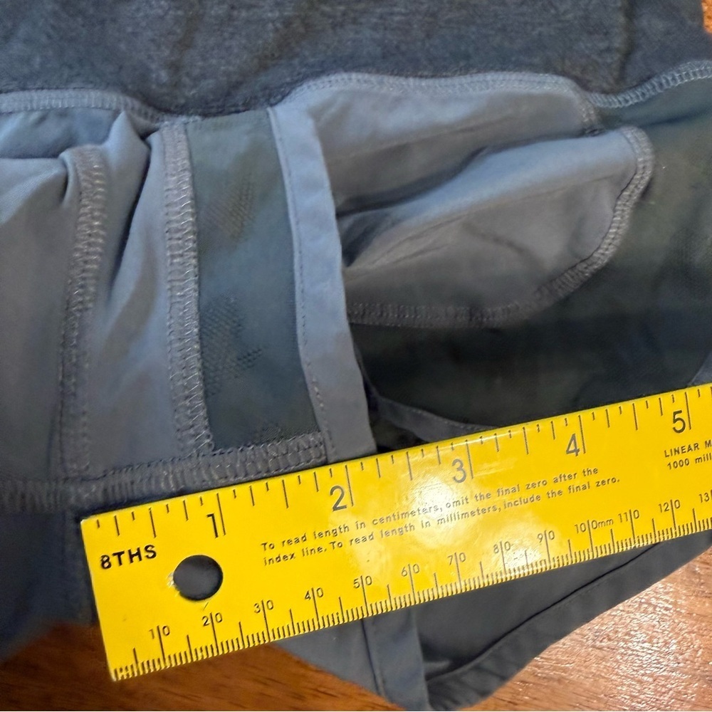 Women's Rabbit Gray Athletic Shorts Running size XS 2.5 inch inseam - Picture 5 of 8